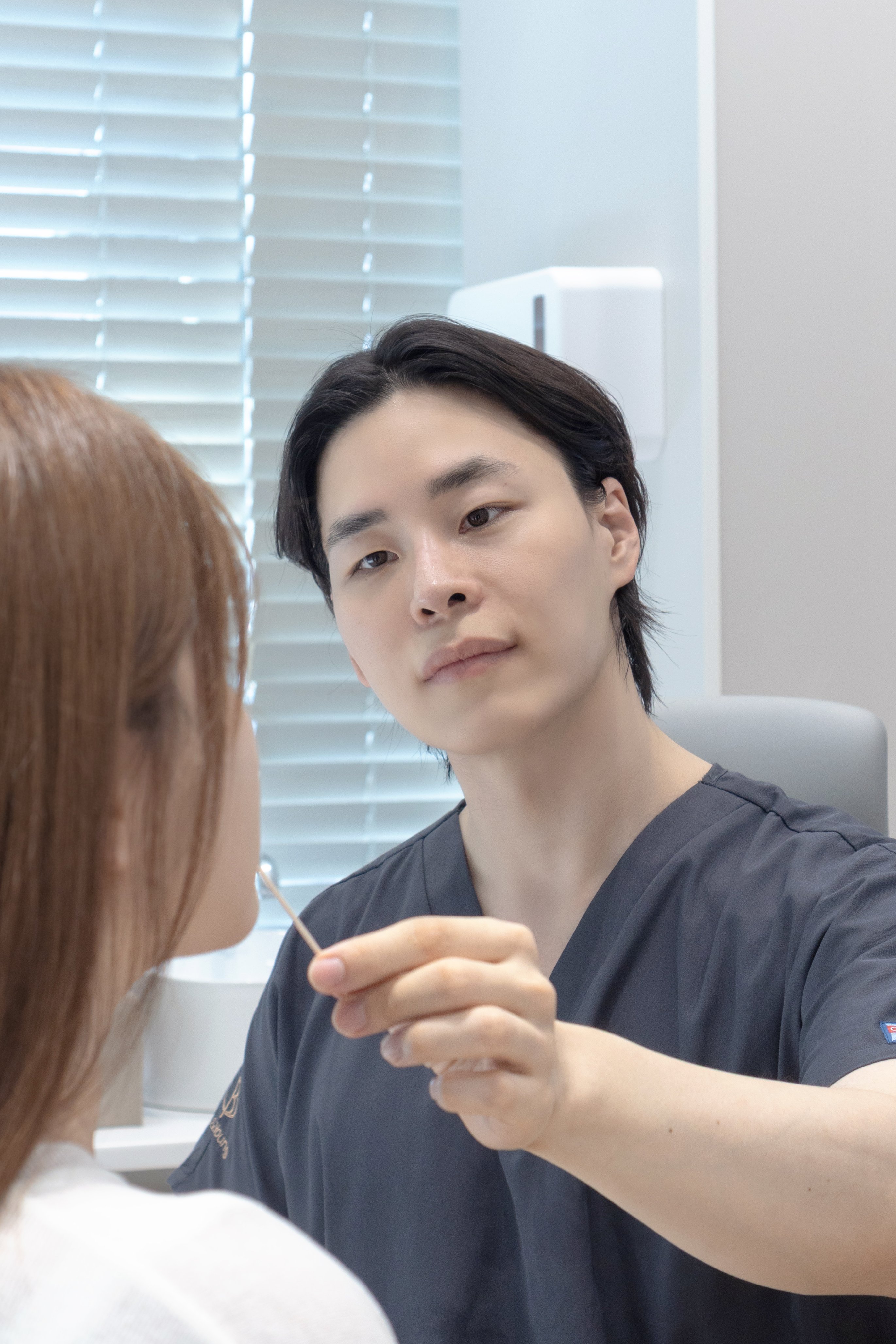 비개방 자가연골 코성형 전문